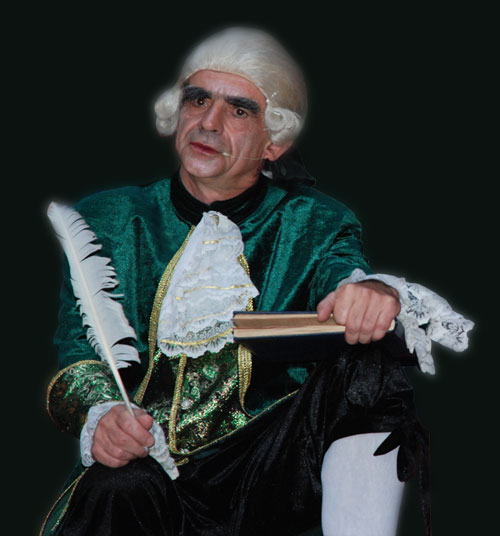 Adam Gromadzki jako Narrator w sztuce „Baśń o królewiczu Och i królewnie Ach”